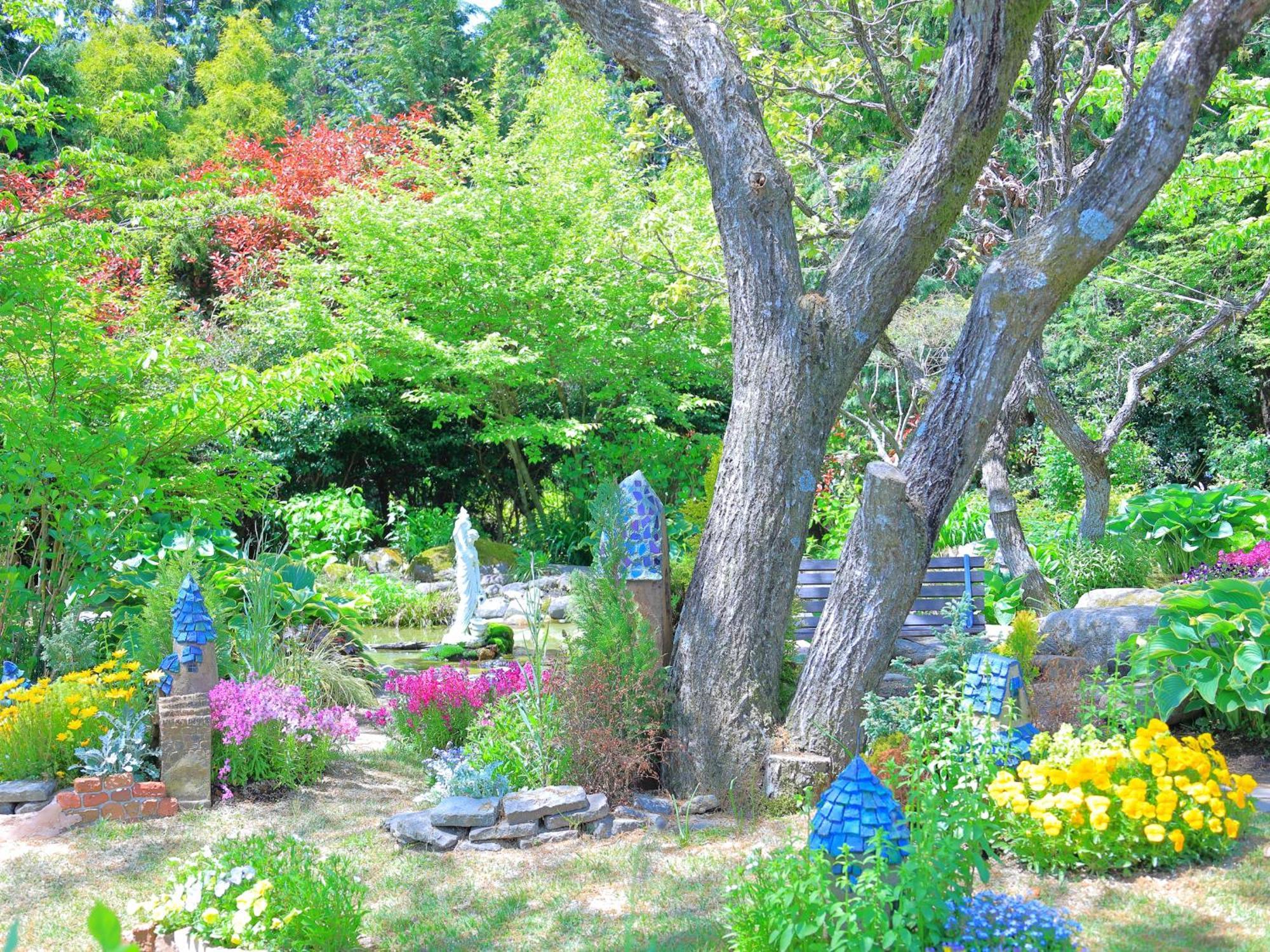 くじゅう花公園　キャンピングリゾート花と星 Kuju Esterno foto
